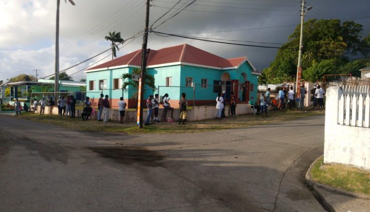 Queues starting to mount as early voters start to line up in Tabernacle