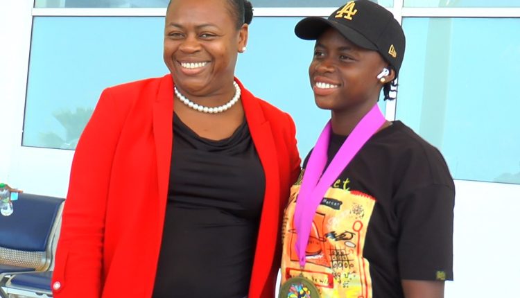 Sequence 02.00_03_21_28.Still001