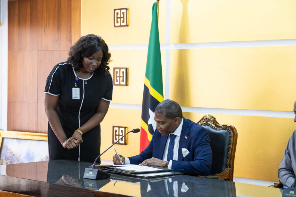 Prime Minister Drew Signs MOU with Ghana